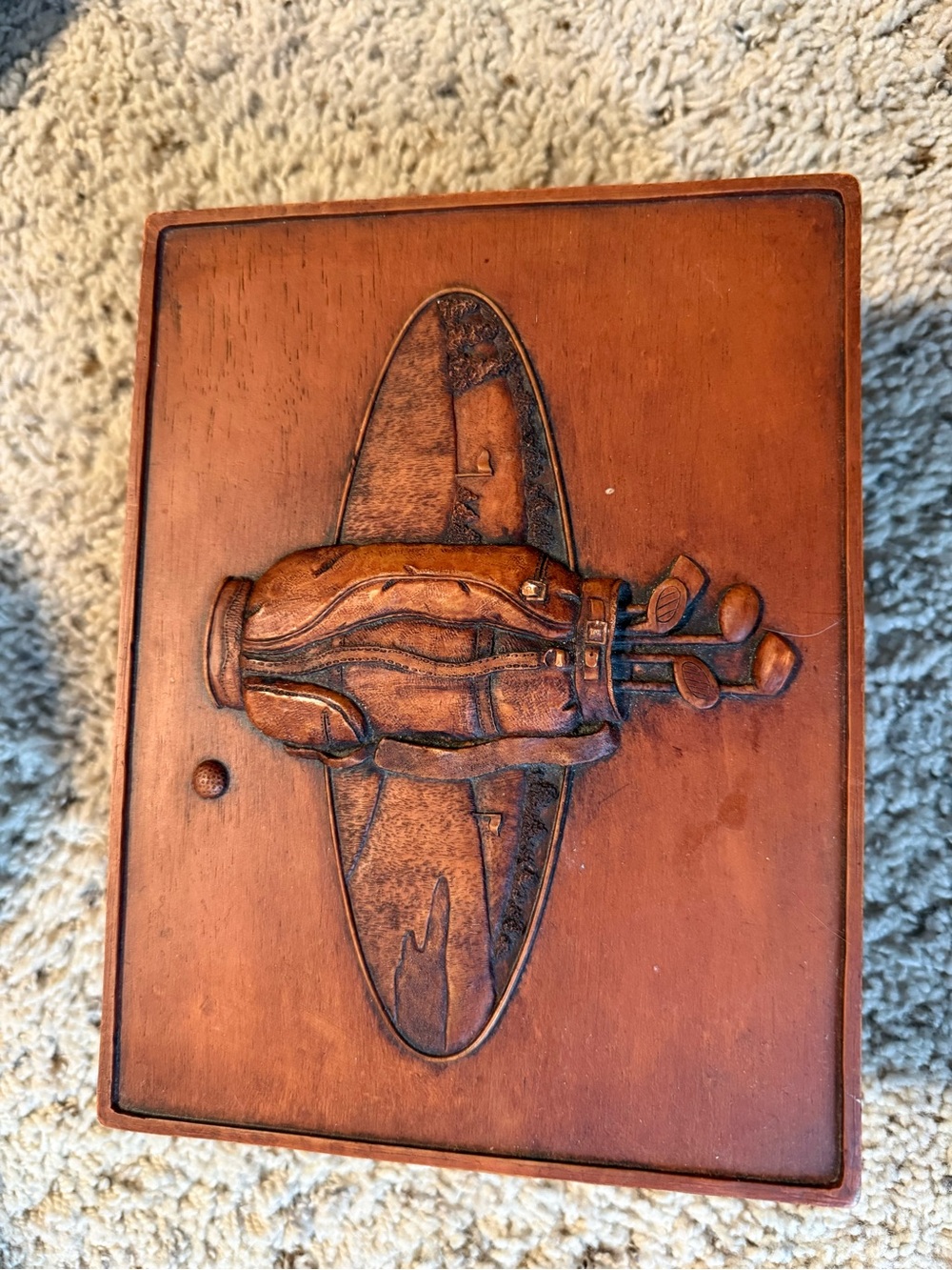 Golf trinket box.